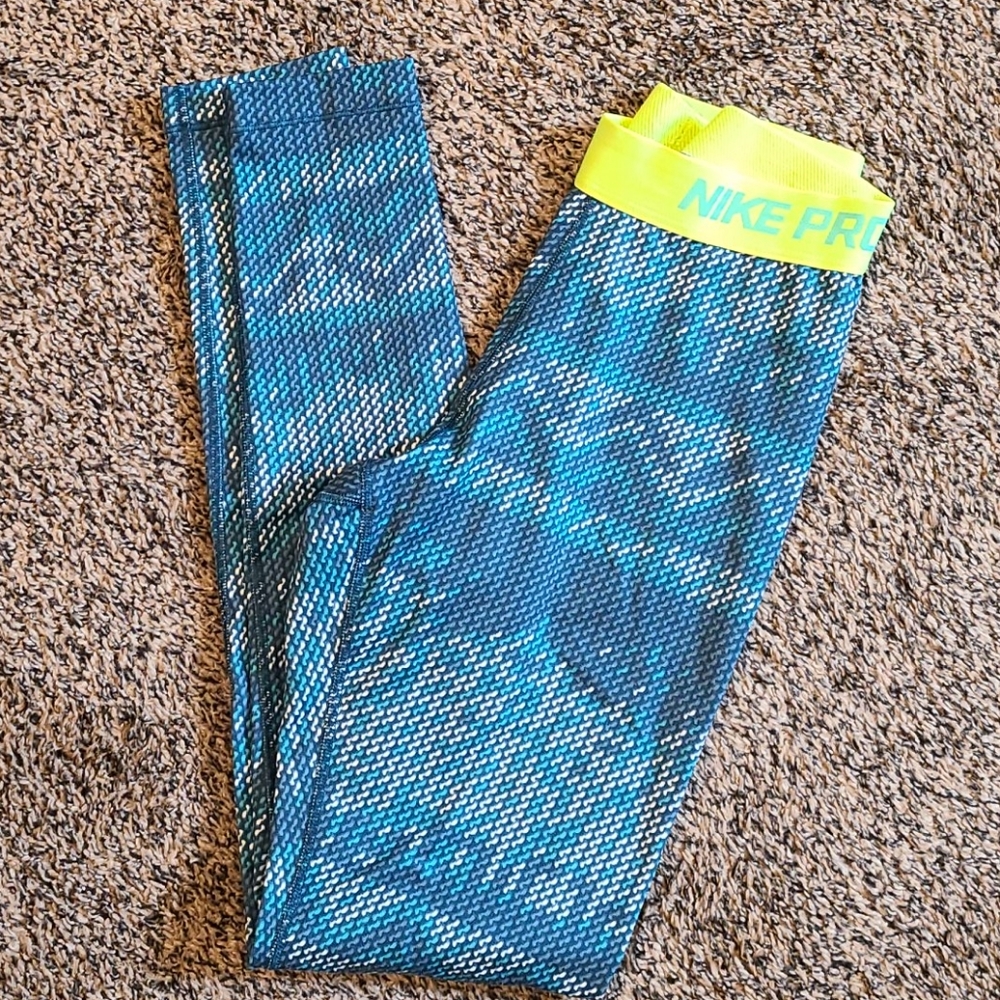Nike pro leggings